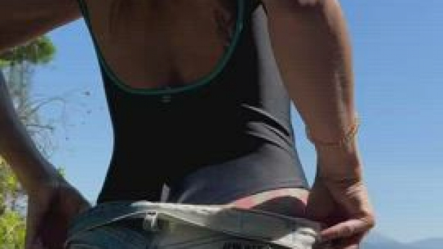 When you think I’m picking my wedgie but I’m actually showing off my cute asshol