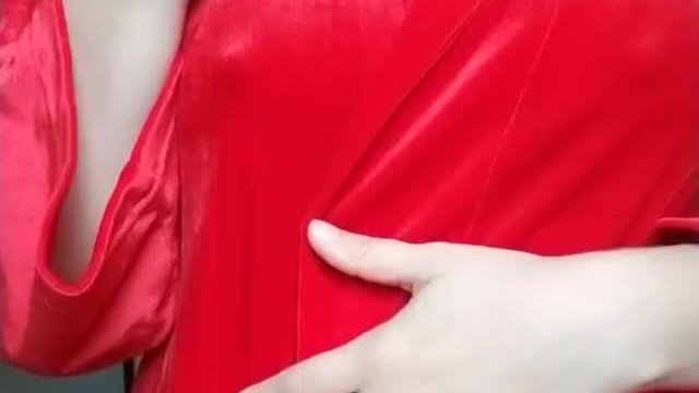 Do YOU Like RED Gril (free album in the comments ) 
