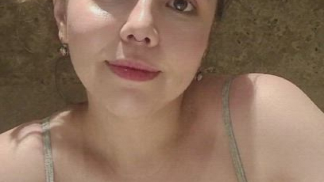 No makeup today, but still cute
