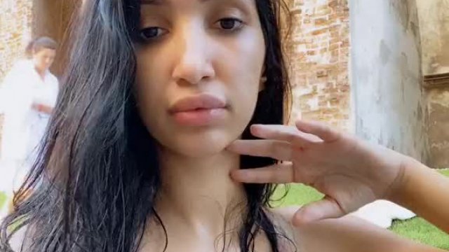 Naomi de Crecenzo