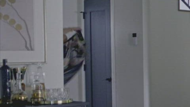 Brenda Strong's impressive full frontal MILF plots in Unprisoned (4K, slowmo)