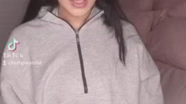 Busty Tiktok Babe