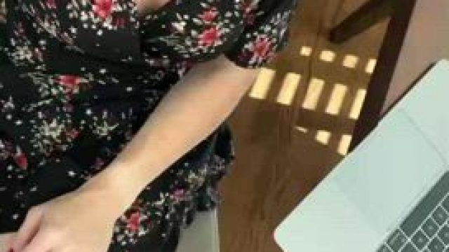 If you love to eat married pussy then we can be best friends