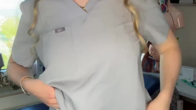 scrubs not serving their purpose with these hooters ;)