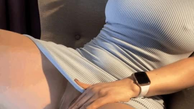 Dein Frühstück ist hier [f] wünsche dir einen schönen Tag