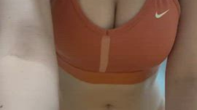 Would you titty fuck me even tho I’m born in 2002? (OC)