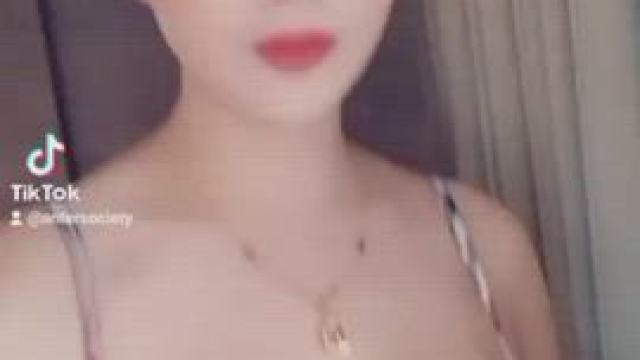 Asian boobage