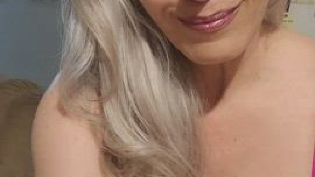 Just a regular milf doing regular milf stuff