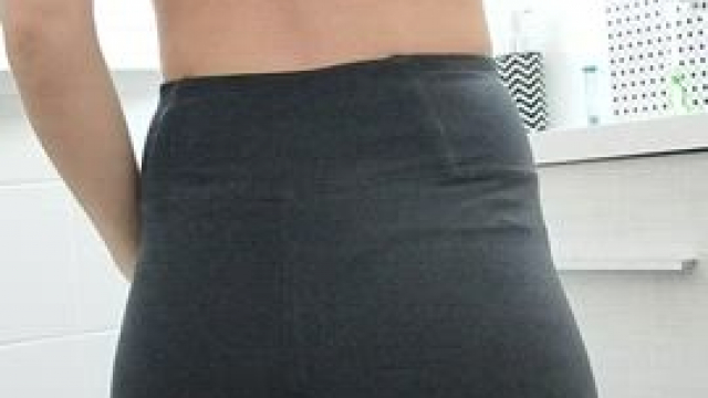 You like yoga pants