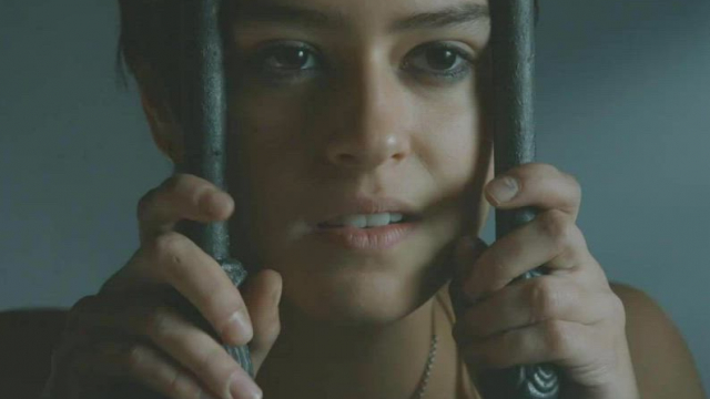 Rosabell Laurenti Sellers - Revealing her beautiful tits in 'Game of Thrones' S5