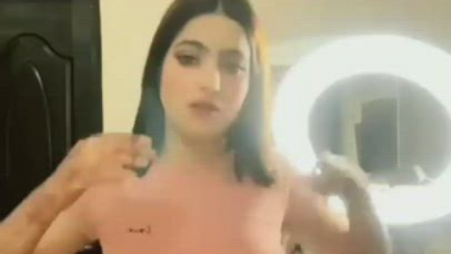 Instagram Model Jasneet Kaur Posted a Nude Video