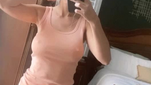 The mom that never wears a bra