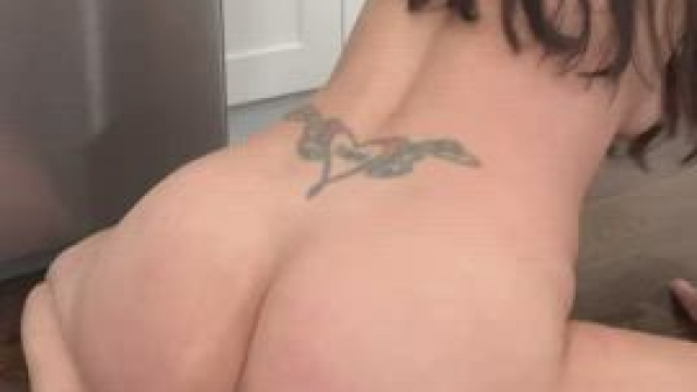 Hope you don’t pull out (41yr old mom)