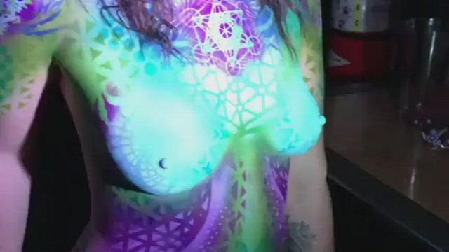 Amazing Body Paint