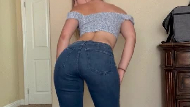 My new favorite jeans ???? [F]