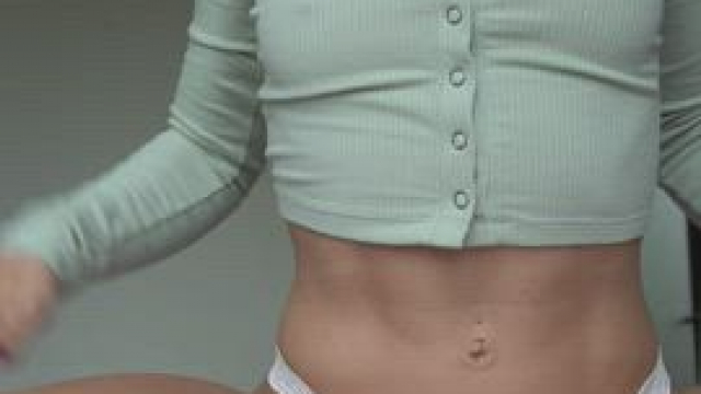 Little horny sex doll is waiting for you??