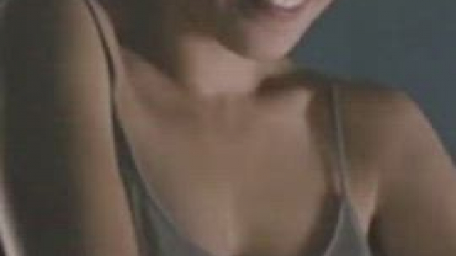 Diane Fleri - Perfect plot reveal in 'L'amore fa male'