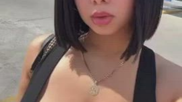 Big Tits Bounce