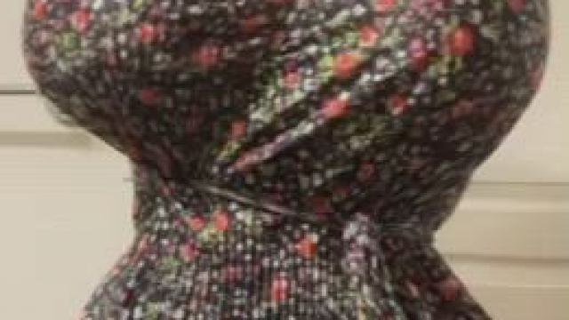 Hopefully my natural DDDs aren’t too big to go braless in my sundress