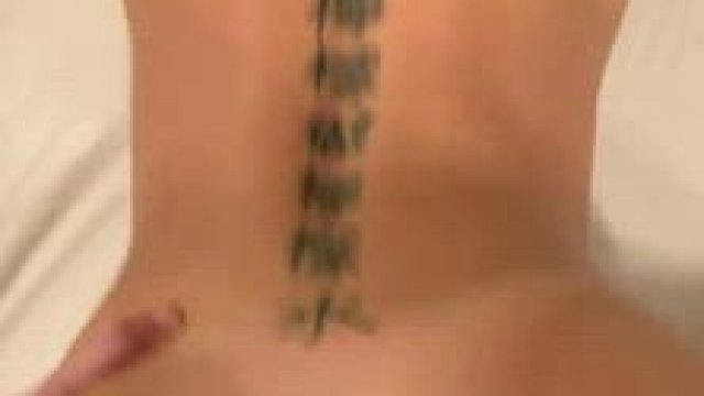 Cumming on Riley