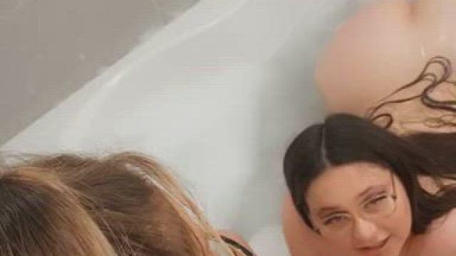 Are you really best friends if you don’t get naughty in the tub?