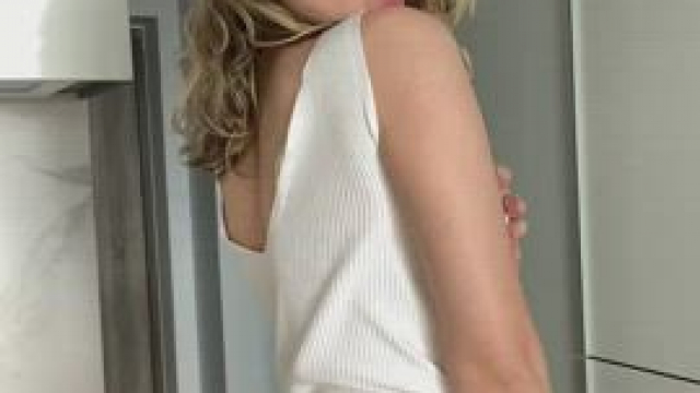 i love playing with my cute tits