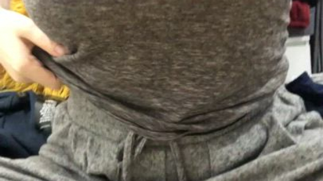Would you date a girl with 32f sized natural breasts