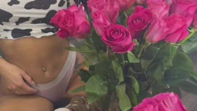 know the secret?) gave the girl flowers, got sex) use it)