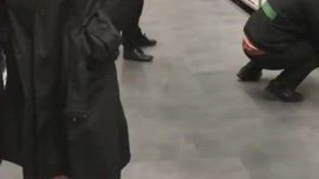 Milf public flash!