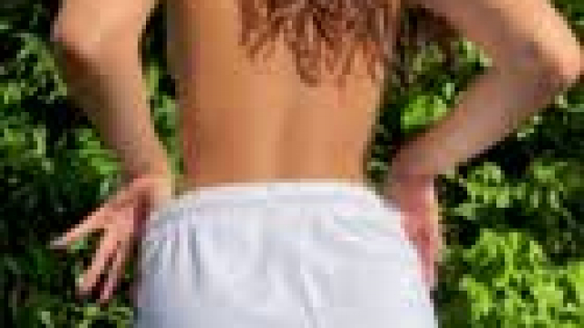 Apparently only older men like this kind of ass