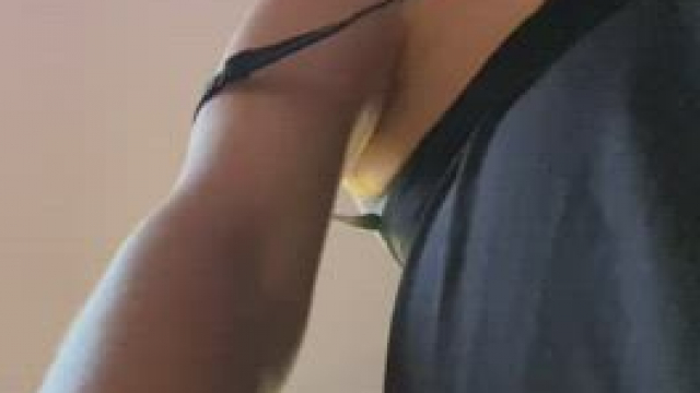 My pussy is so wet & creamy