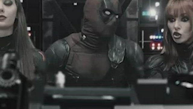 Deadpool bangs Black Widow