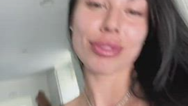 Love her new lips