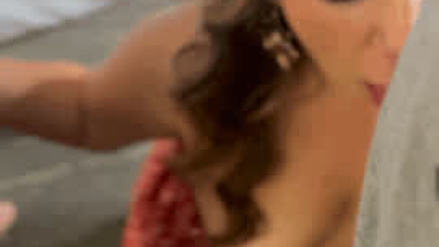 I look so pretty playing with 2 cocks