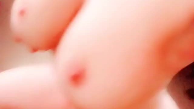 Hawt Tits