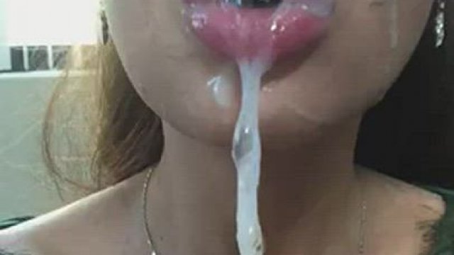 What you think, isn't she sexy af?