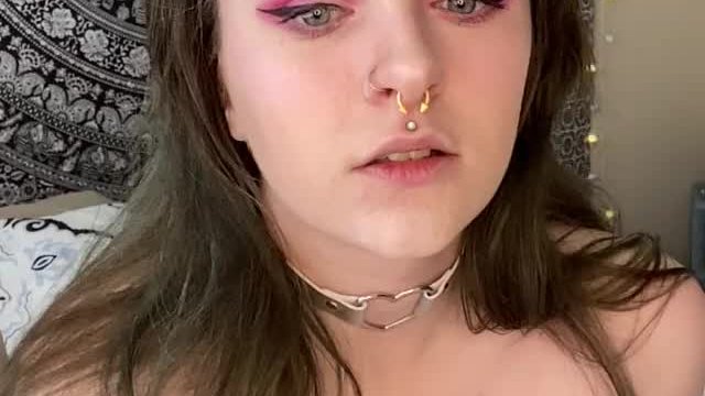 I hope the 3 of you that see this like my milky MILF tits 