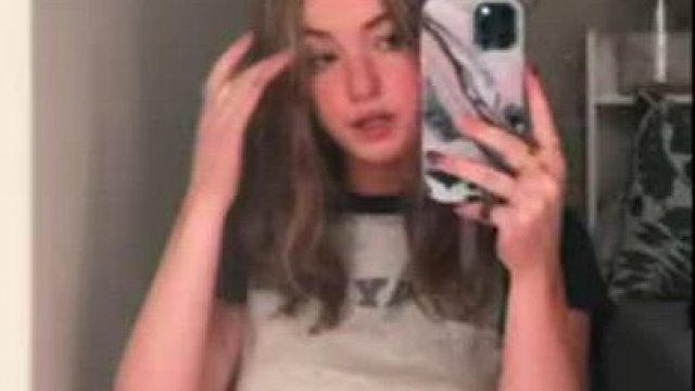Cute Teen - This girl looks like she would ruin my life. [more in comments]
