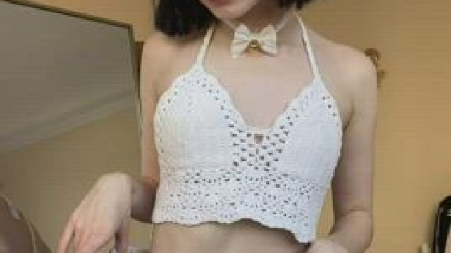 Your playful tiny kitty wants to have fun
