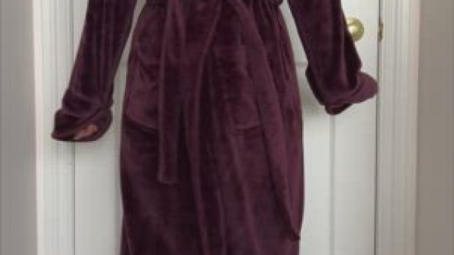 I'll get you hard before my robe hits the ground!