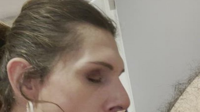 Once again on my knees doing what I do best...Sucking a Man’s cock (39F)