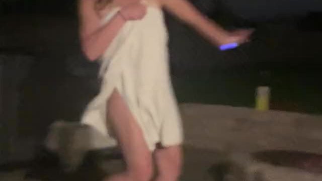 Dancing 