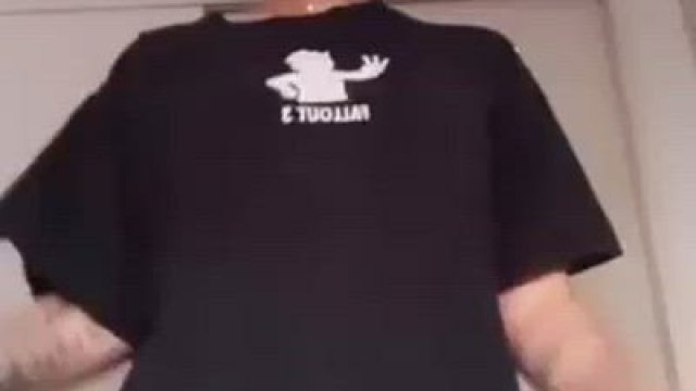 Using a big shirt without undies