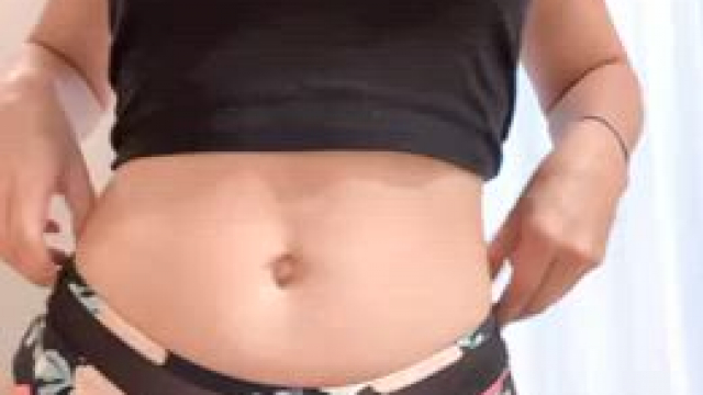 Can this 38 y/o mom give a boner?