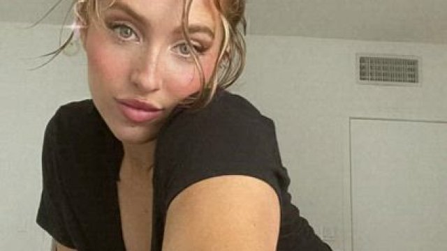Upvote and when you sub, I'll send you 10 nudes to you personally (just show me 