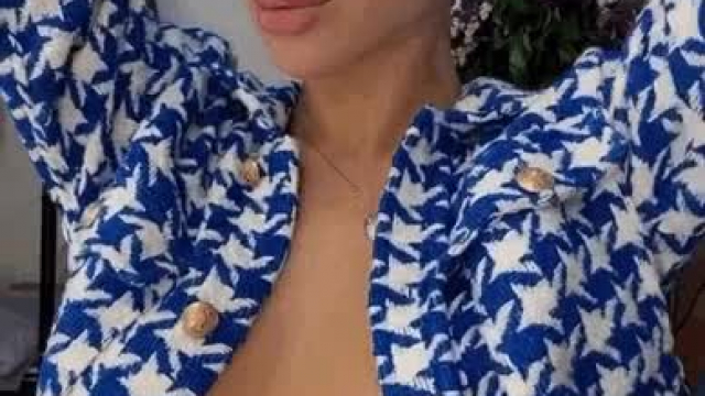 Nature give me big boobies???????? [GIF]