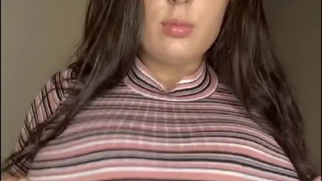 Big titty alert!