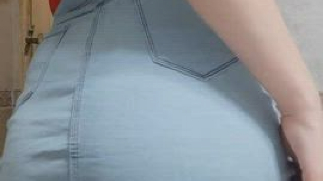React if you would fuck me