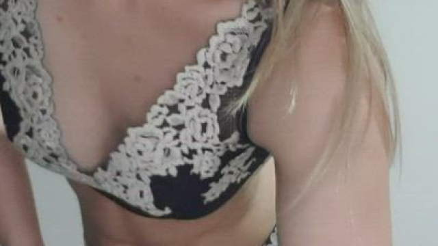 Do u like my teen body ?