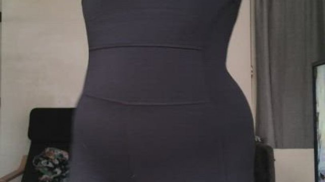 i never feel cute in bodycon outfits buuuut
